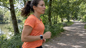 Apple Watch Sportarmband beim Sommerlauf
